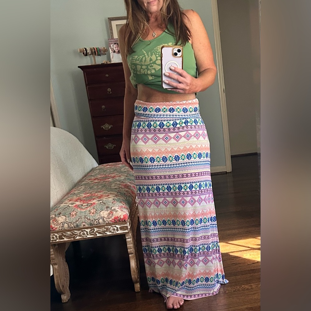 Aggie Highwaisted Tribal Maxi Skirt - Multi